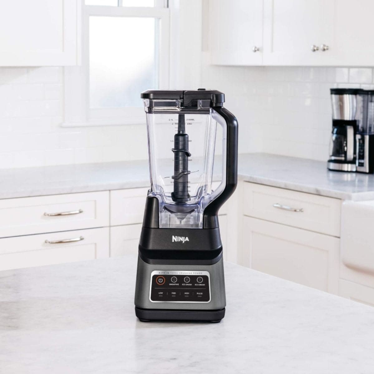 Ninja BN701C, Professional Plus Blender with 72oz Pitcher and Auto-iQ Presets, Black/Grey, 1400W (Canadian Version) thumbnail 2