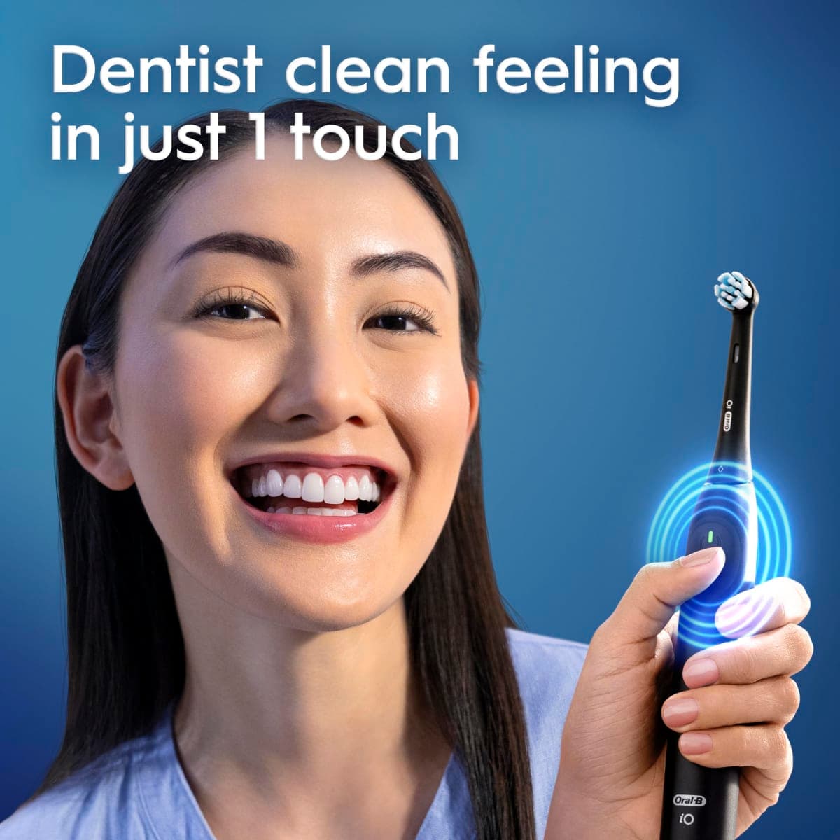 Oral-B iO2 Electric Toothbrush, for an Easy Switch to Electric, Forest Green, Rechargeable Electric Toothbrushes, iO Series 2 Starter Kit with 1 Power Toothbrush and 2 Brush Heads thumbnail 3